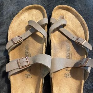 Birkenstock Mayari 42EU EUC in Stone